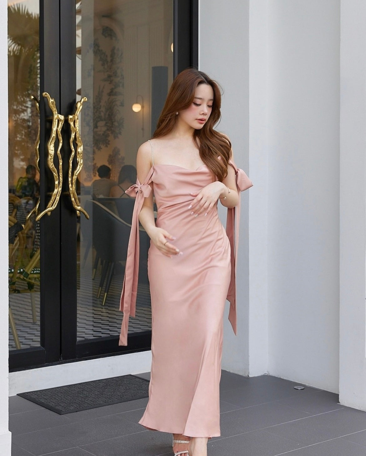 Pirunya Bow Off Shoulder Maxi Baby Pink Dress