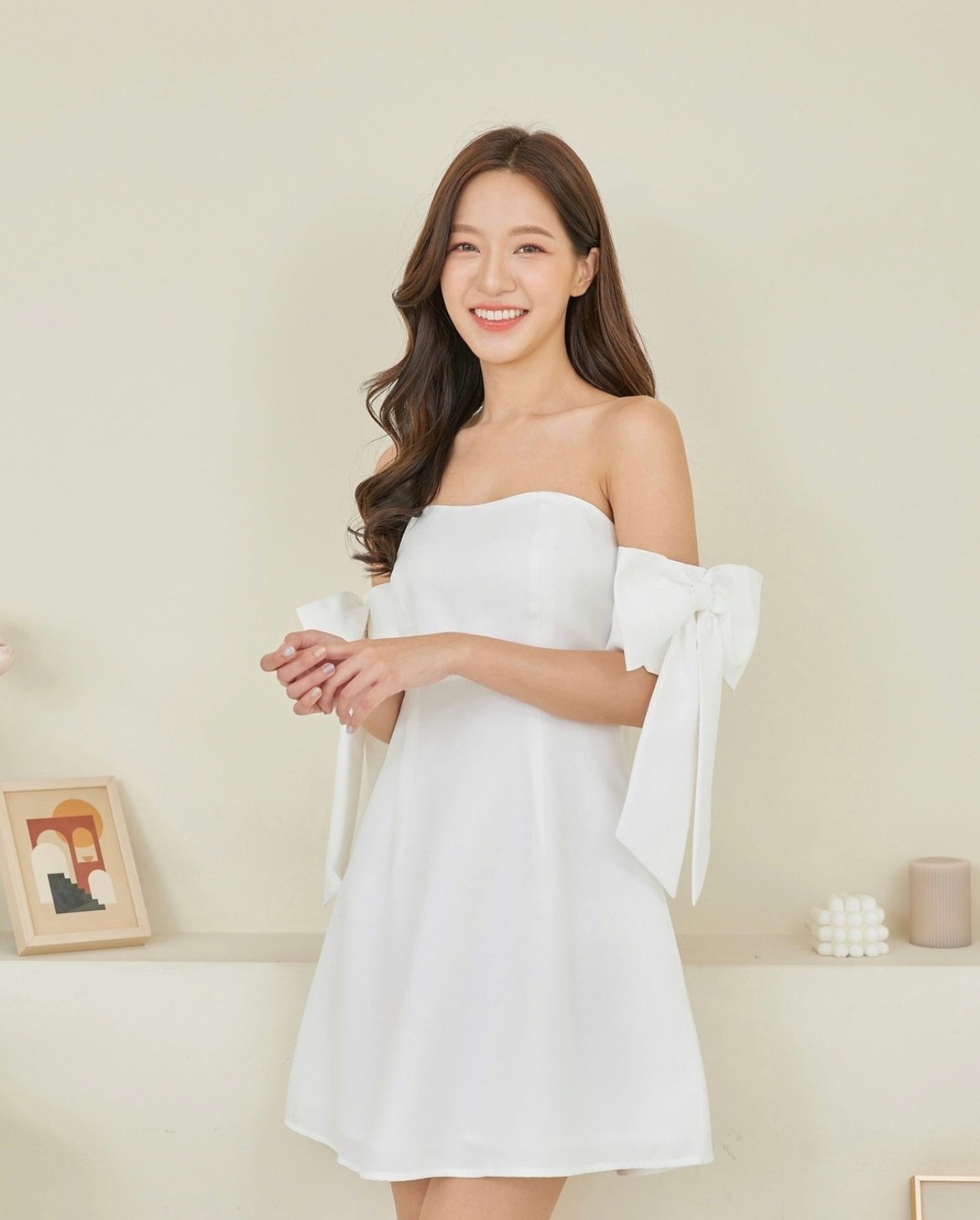 Pirunya Bow Off Shoulder Mini White Dress